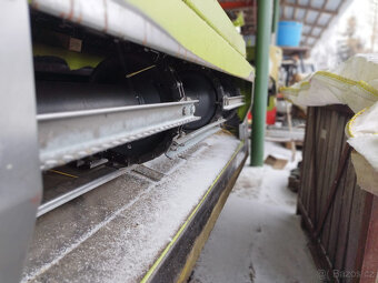 CLAAS LEXION 600 + V900 - 7