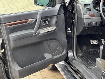 PAJERO 3.2 DI-D DAKAR EDTION - 7