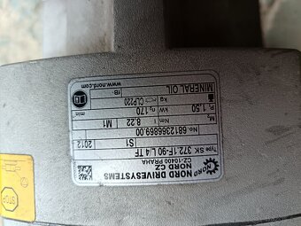 Elektromotor s převodovkou 1,5 kW 170 ot/min - 7