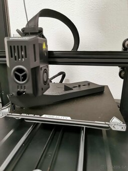 Creality Ender 3 V3 KE + příslušenství+ spoustu filamentu - 7