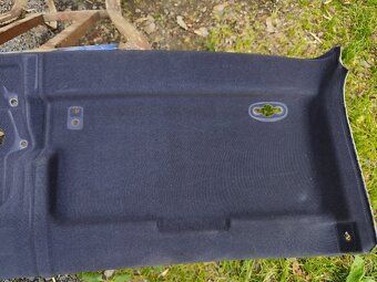 Škoda Favorit část stropnice a clonítka - 7