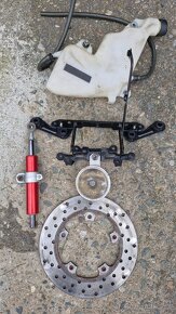 Aprilia RSV 1000 Mille - 7