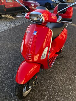 Vespa Sprint 125 - 7
