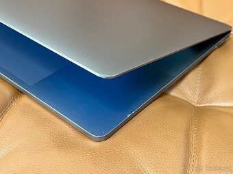 Apple MacBook Pro 16” 2019 i7, 32GB RAM, 512GB SSD - 7