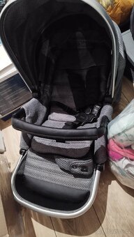 Kočárek korba + sporťák - 7