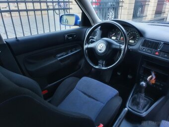 VW Golf mkIV 1.9 tdi 66kw - poškozený interiér - 7