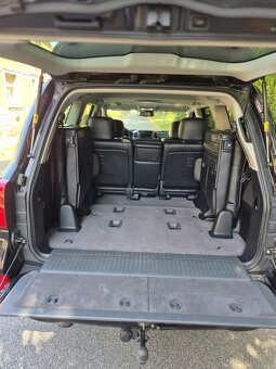 TOYOTA LAND CRUISER 4x4 VDJ200L - 7