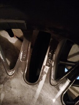 4ks alu disky orig. BMW 5x120 R18 dvojrozmer 7mm letné pneu - 7