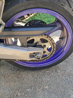 Kawasaki ZX7R ninja - 7