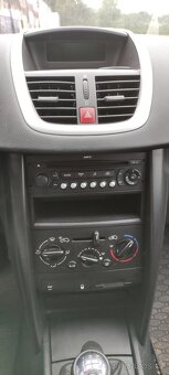 Peugeot 207 SW 1.4i 70kW, r. 2008, 130tkm, klima, 2 sady kol - 7