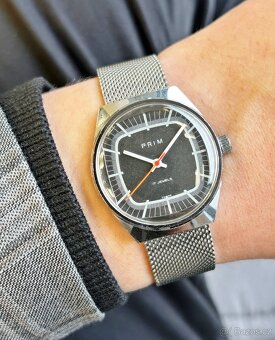 Československé mechanické vintage retro hodinky PRIM Malé Te - 7