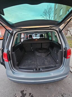 VW Sharan  7 míst 7N .2.0TDI 125kW - 7