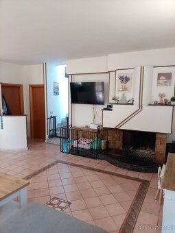 Exkluzivní rodinný dům u moře v SZ  části Sardinie - 7