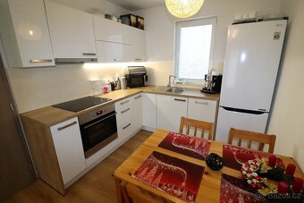 Prodej rodinného domu v Želechovice nad Dřevnicí - 7