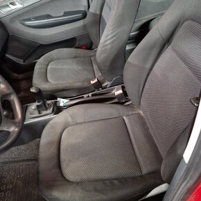 Skoda fabia 1.2htp, rv 2005,nove stk 10/2026 - 7