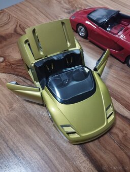 Ferrari Mythos 1/18 - 7