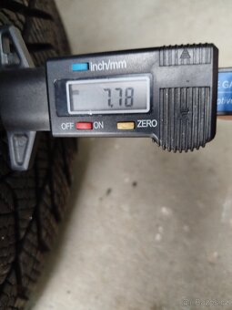 Zimní 195/55 R16 87H ESA TECAR - 7