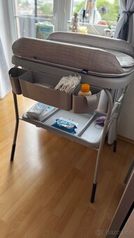 CHICCO Stolek přebalovací s vaničkou Cuddle & Bubble - 0m+, - 7