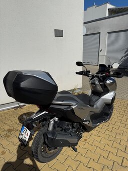 Honda ADV 350 - 7
