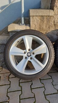 Alu sadu 5x112 r17 Seat Cupra zimní pneu - 7
