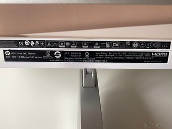 Monitor HP, klávesnice a myš Dell - 7