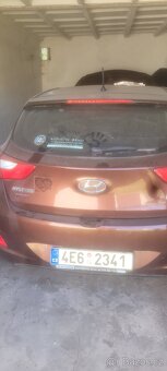hyundai i30 CENA 72,000Kč - 7