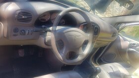 chrysler voyager - 7