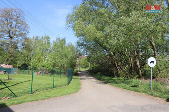 Prodej vodní plochy, 8903 m², Lešany - 7