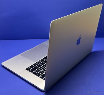 MacBook Pro 15” 2017/16GB RAM/Intel i7/512GB SSD/ Záruka - 7