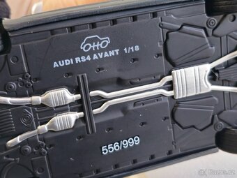 Audi RS4 Avant 1:18 Ottomobile - 7