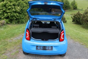 Volkswagen UPErdgas high UP, CNG,50kw,5 dveří,1Majitel - 7