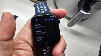 Apple Watch 7 black 45mm - drobná chyba - 7