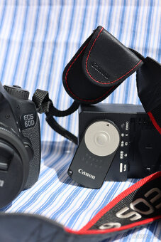 Canon EOS 60D+objektiv24+50+18-135mm - 7