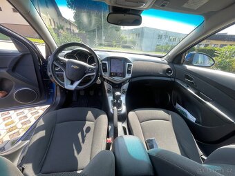 Chevrolet Cruze 1.8 - 7