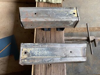 Zadní nárazníky VW Caddy Mk1 - 7