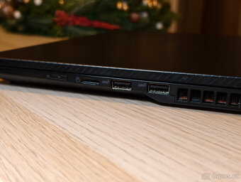 ASUS ROG Flow X16 (2023) 32GB/1TB - 7