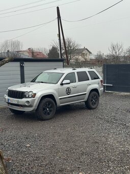 Jeep Grand Cherokee - 7