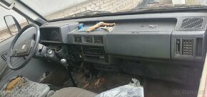 MAZDA E2200 díly - 7