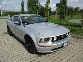 Mustang S197, V8 GT, manuál, bez nehod - 7