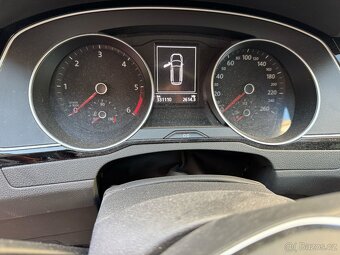 VW Passat 2.0 TDI - 7