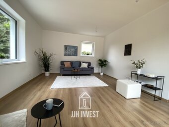 Pronájem bytu 5+kk, 139 m2 se zahradou, terasou a balkonem – - 7
