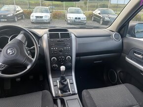 Suzuki Grand Vitara 2.0 103kW 4x4 KLIMA 5dv. - 7