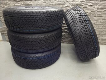 17" Originál BMW F70 F74 Styling 967 5x112 NOVÁ ZIMNÍ SADA - 7