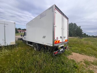 SLEVA Iveco Daily 70C180, chlaďák - 7