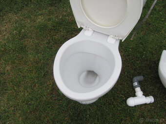 ZÁCHOD - WC + UMYVADLO - JIKA - 7