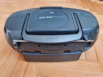 Boombox Sony CFD-370 + 15 CD - 7