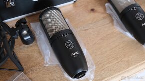 Velkomembránové kondenzátorové mikrofony AKG P420. - 7
