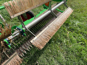 Prodám Lyckegard CombCut - mechanický odstraňovač plevele - 7