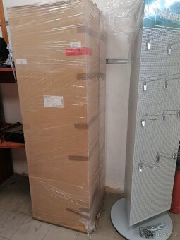 Nové otočné prodejní stojany, regály - 7