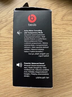 Beats sluchátka - 7
